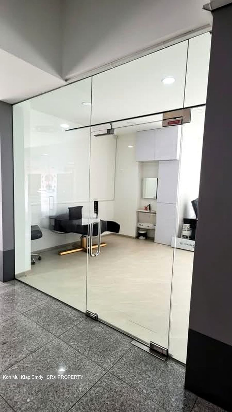 Rocca Balestier (D12), Office #553545371